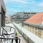 Hotel Emerald By Continental Group