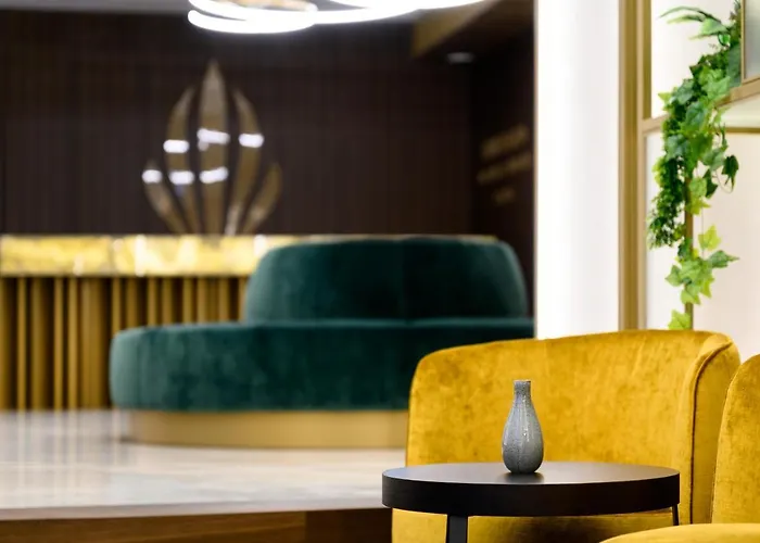 Hotel Emerald By Continental Group