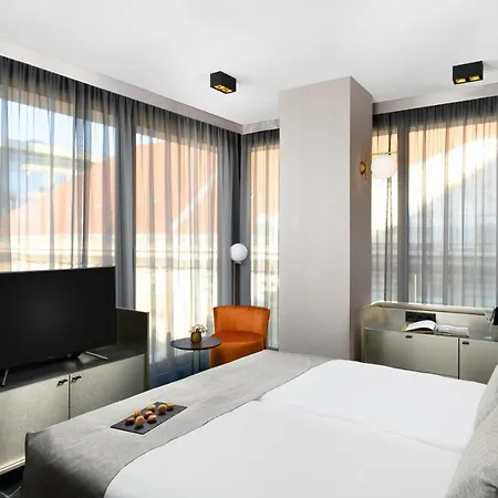 Emerald By Continental Group 4*