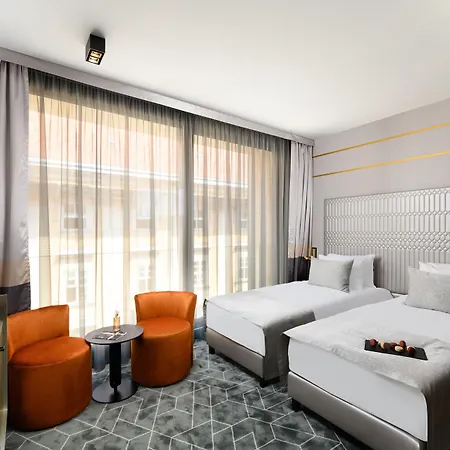 Emerald By Continental Group 4*