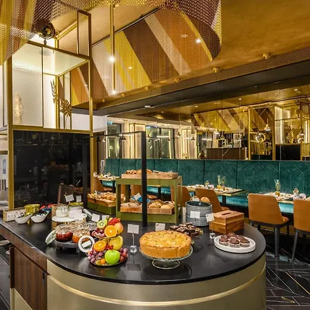 Emerald By Continental Group Otel Budapeşte