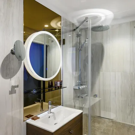 Emerald By Continental Group Otel