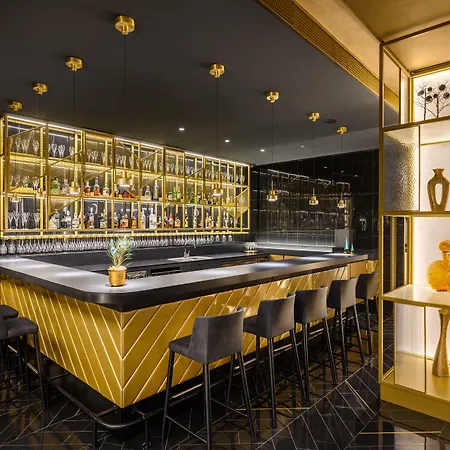 Emerald By Continental Group Otel