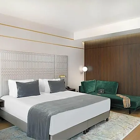 Emerald By Continental Group Hotel 4*