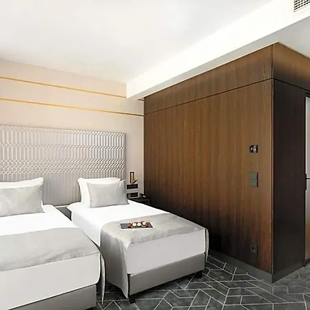 Emerald By Continental Group Hotel