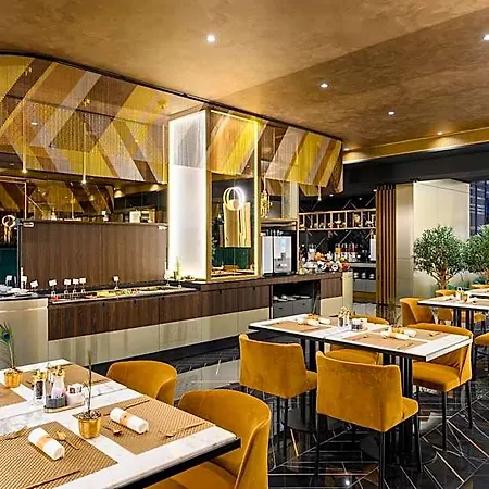 Emerald By Continental Group Otel 4*