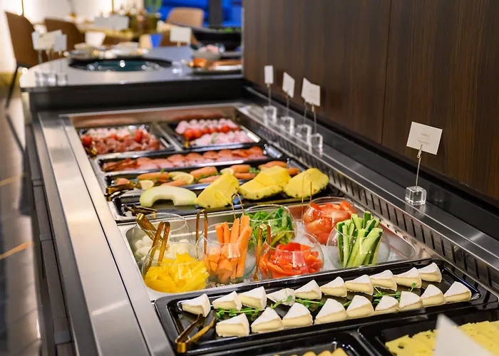 Hotell Emerald By Continental Group 4*